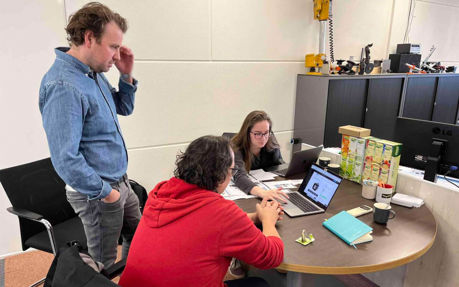 Meeting bij de klant over design